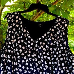 Beautiful, sleeveless, blue & white Talbot dress.